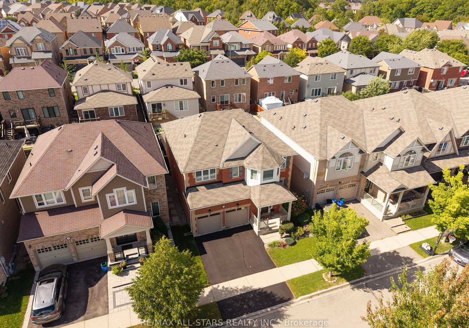 331-inman-heights-milton-ontario-w13785566