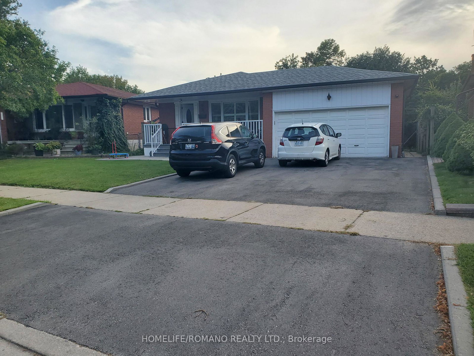 6-earldown-drive-toronto-etobicoke-ontario-w13785632