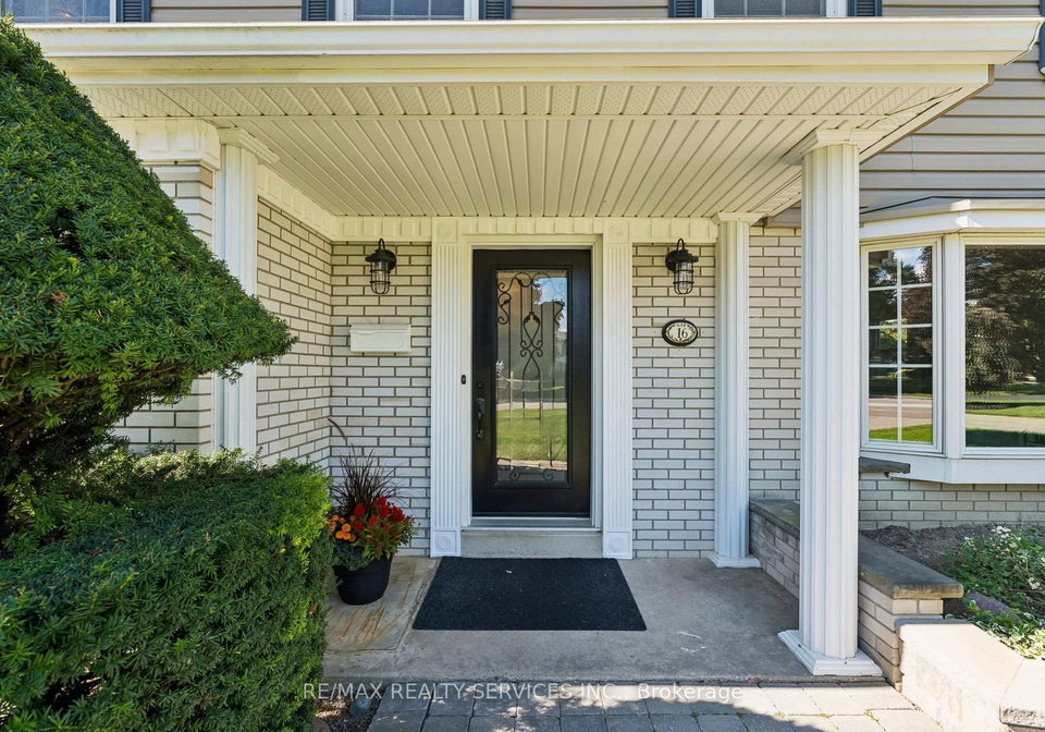 16-malvern-court-brampton-ontario-w13785796