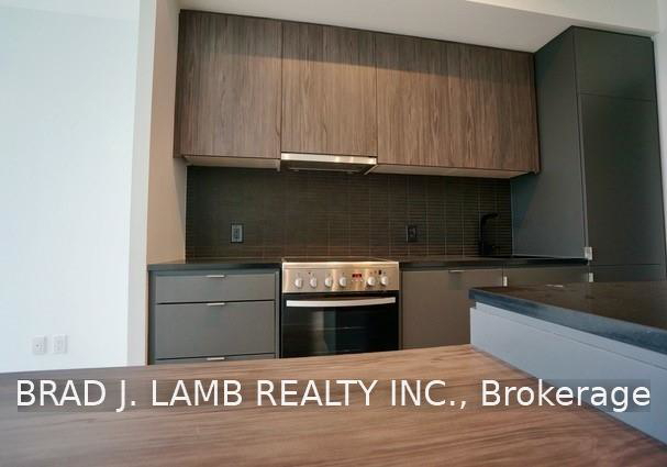 7-smith-crescent-toronto-etobicoke-ontario-w13785904