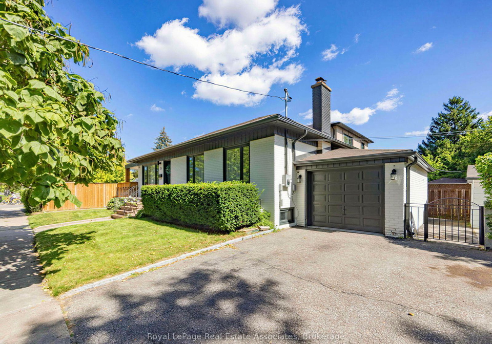 25-treeview-drive-toronto-etobicoke-ontario-w13785908