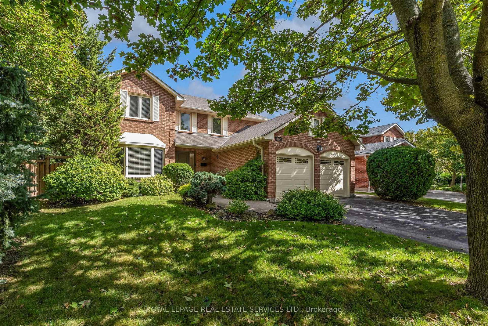 1075-mayfair-road-oakville-ontario-w13786142