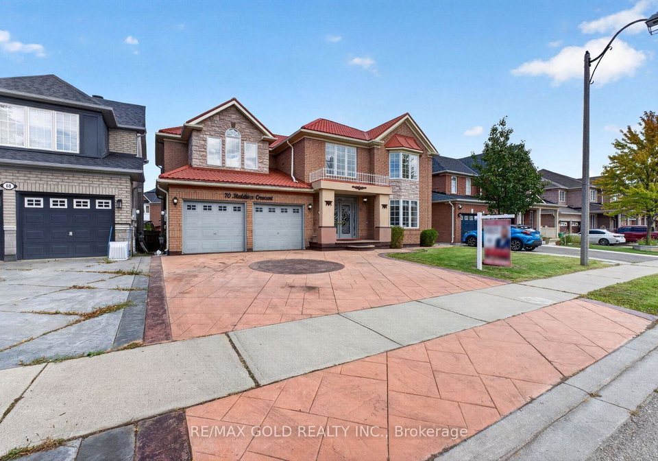 70-maldives-crescent-brampton-ontario-w13786376