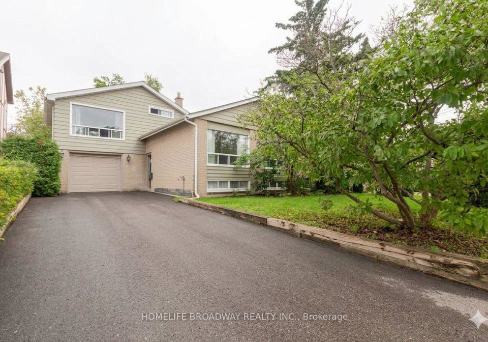 37-millburn-drive-toronto-etobicoke-ontario-w13786660