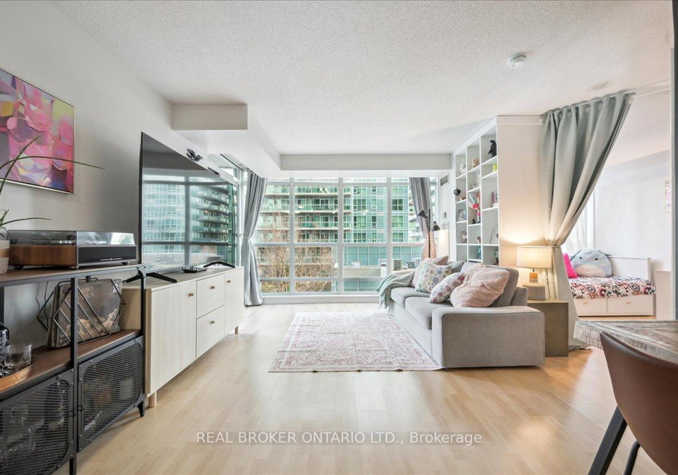 185-legion-road-n-toronto-etobicoke-ontario-w13786708