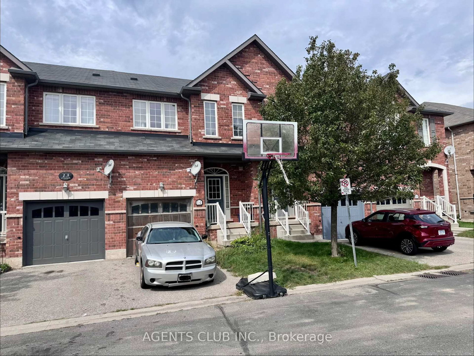 651-farmstead-drive-milton-ontario-w13786886