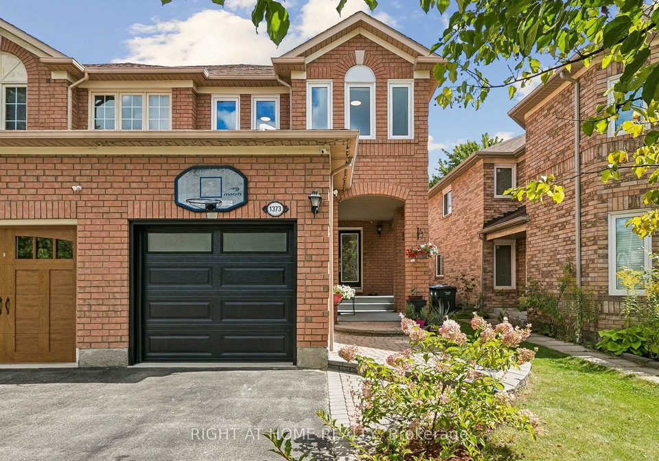 1373-quest-circle-mississauga-ontario-w13787338