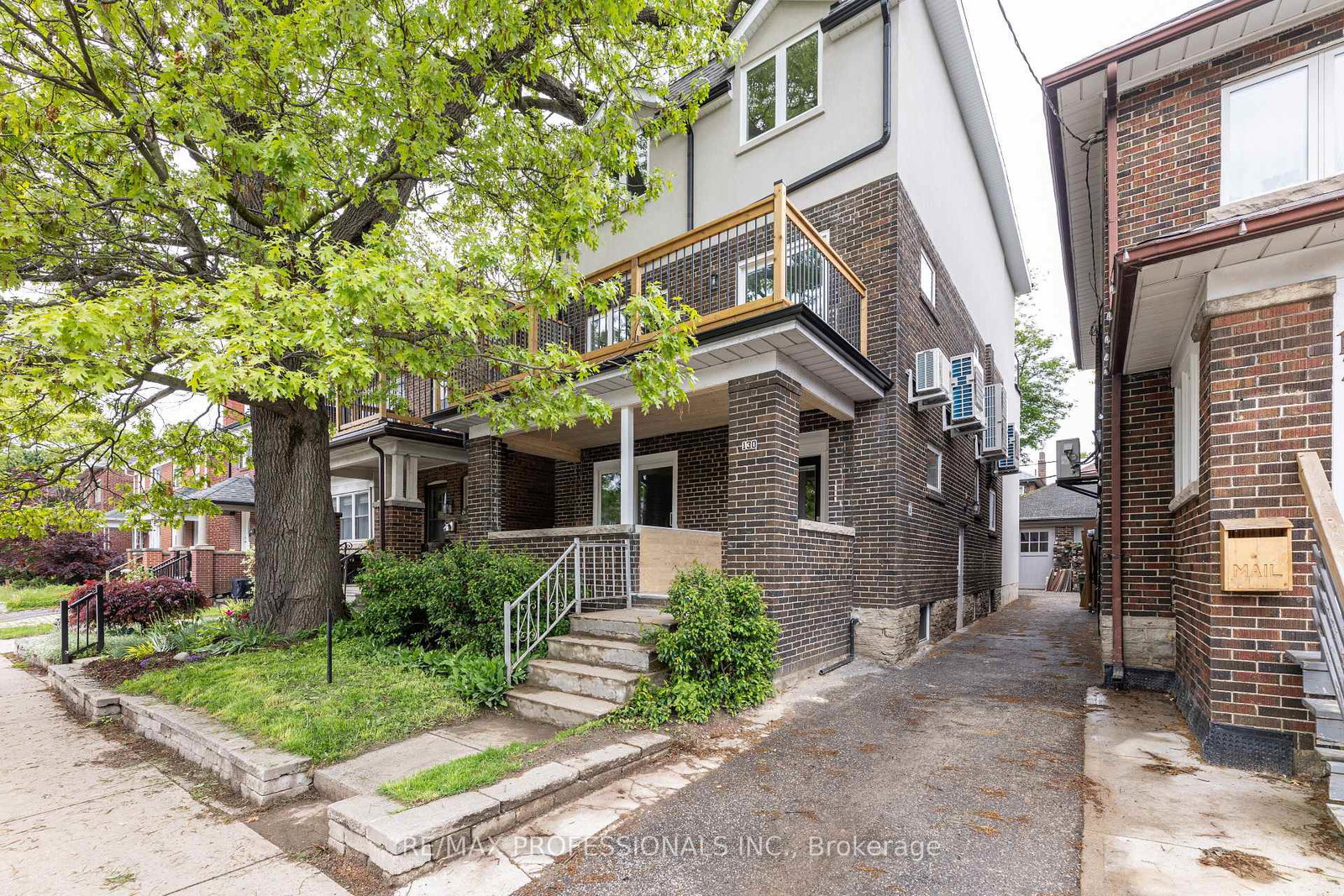 130-jane-street-toronto-toronto-ontario-w13787774