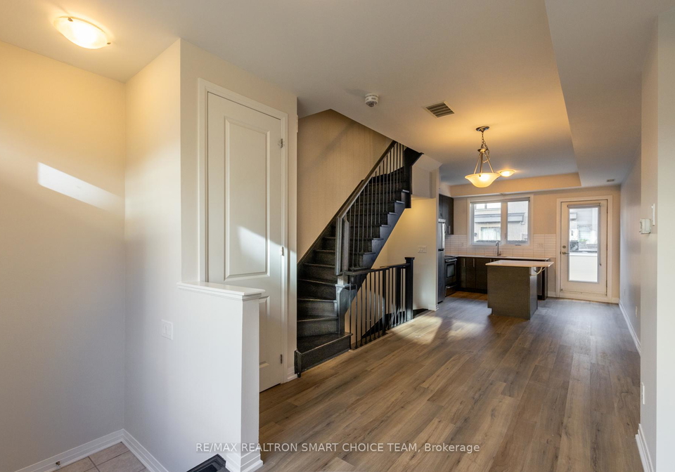 80-thomas-mulholland-drive-toronto-york-ontario-w13787936