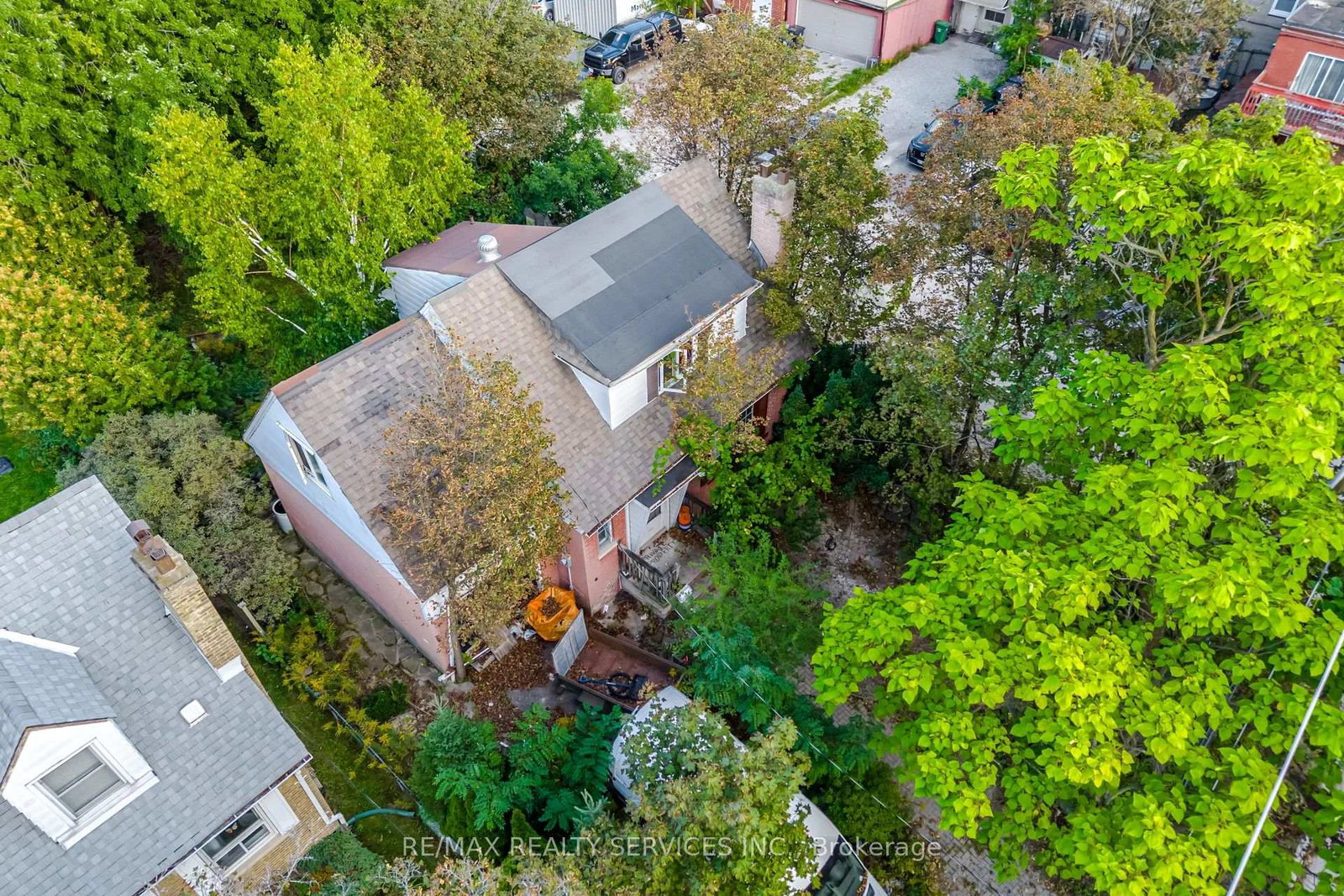 7-ashbourne-drive-toronto-etobicoke-ontario-w13787968