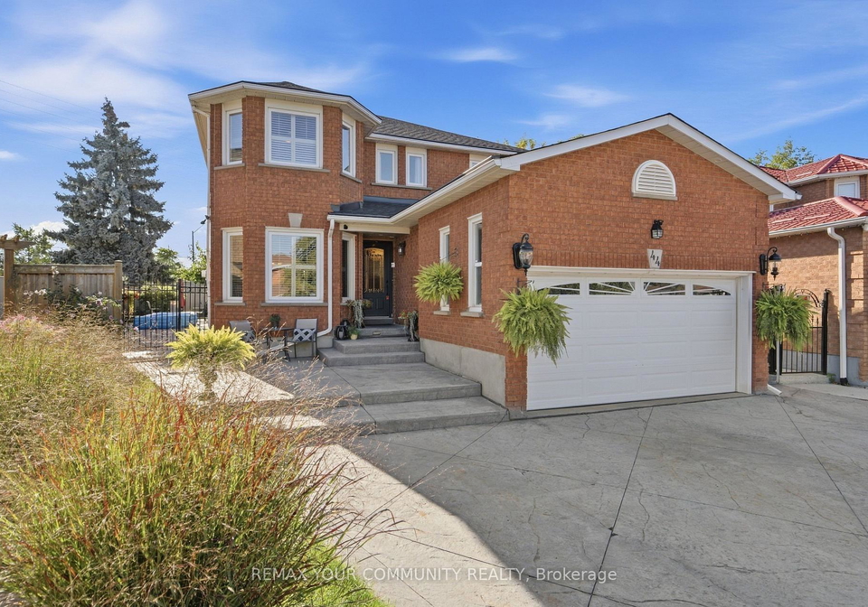 44-w-candy-crescent-w-brampton-ontario-w13788328