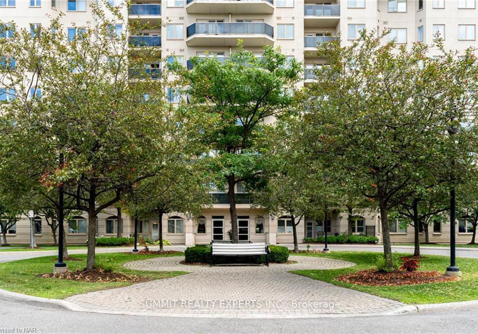 10-dayspring-circle-brampton-ontario-w13788370