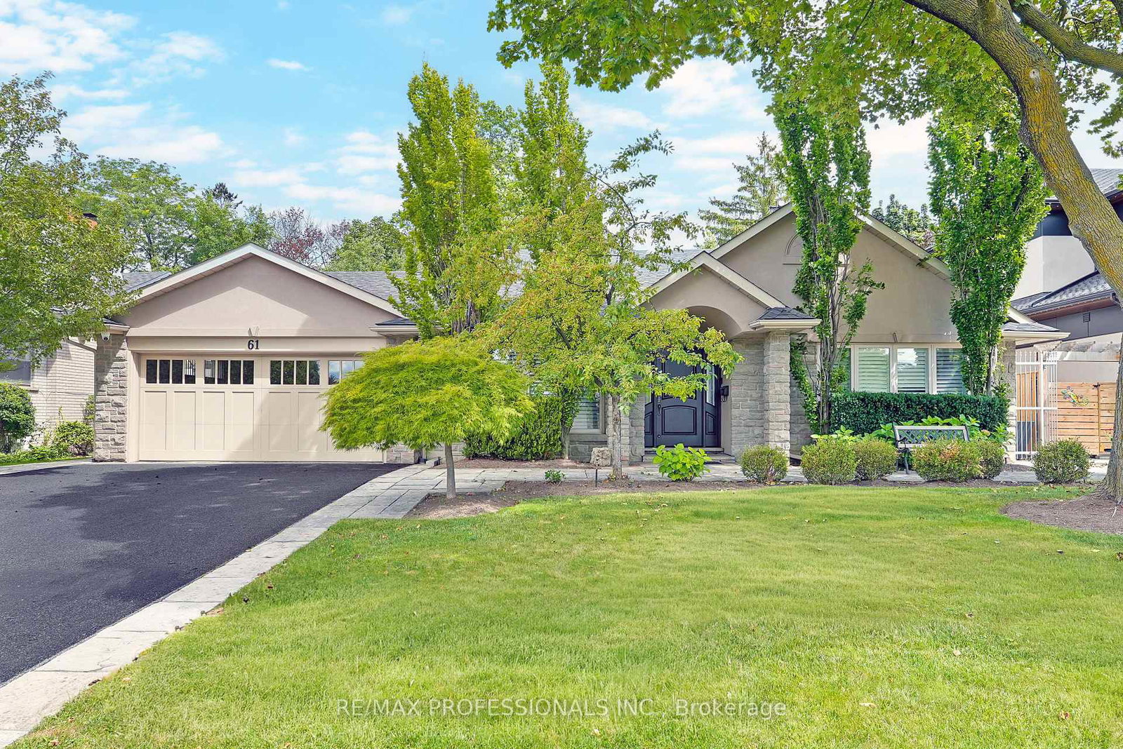 61-abilene-drive-toronto-etobicoke-ontario-w13788402