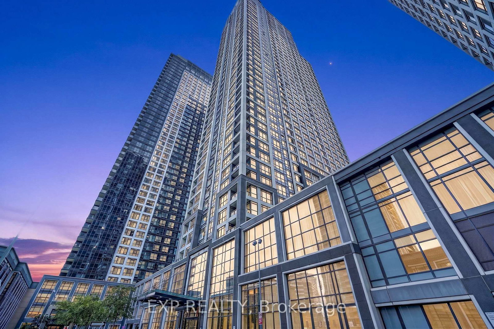7-mabelle-avenue-toronto-etobicoke-ontario-w13788690