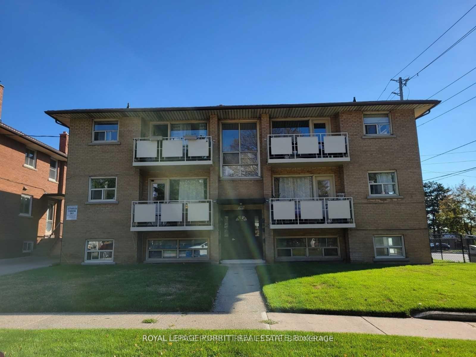 149-alderbrae-avenue-toronto-etobicoke-ontario-w13788780