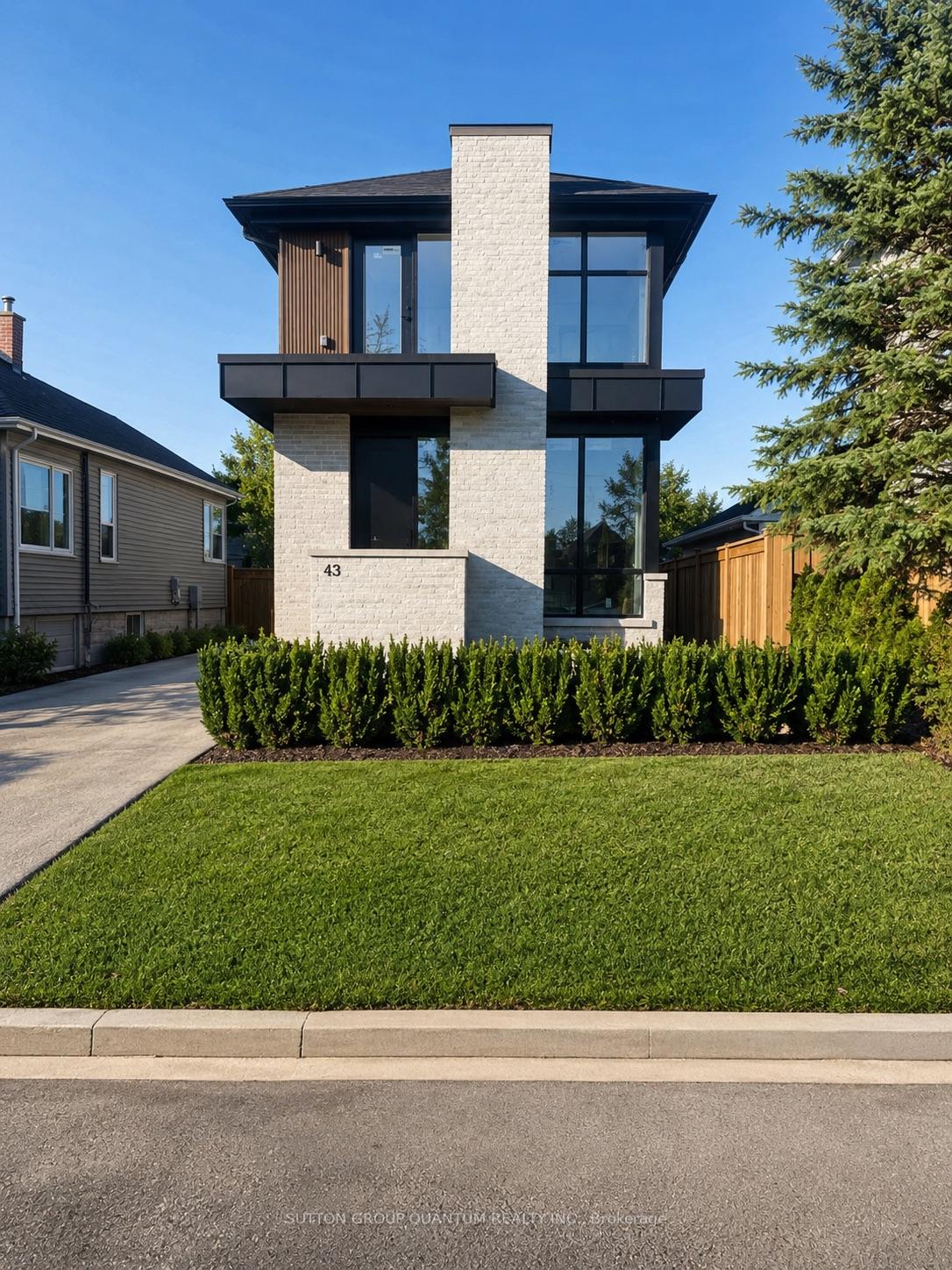 43-elmwood-avenue-n-mississauga-ontario-w13788830