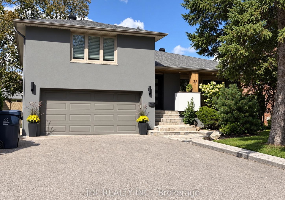 32-ashmount-crescent-toronto-etobicoke-ontario-w13788960