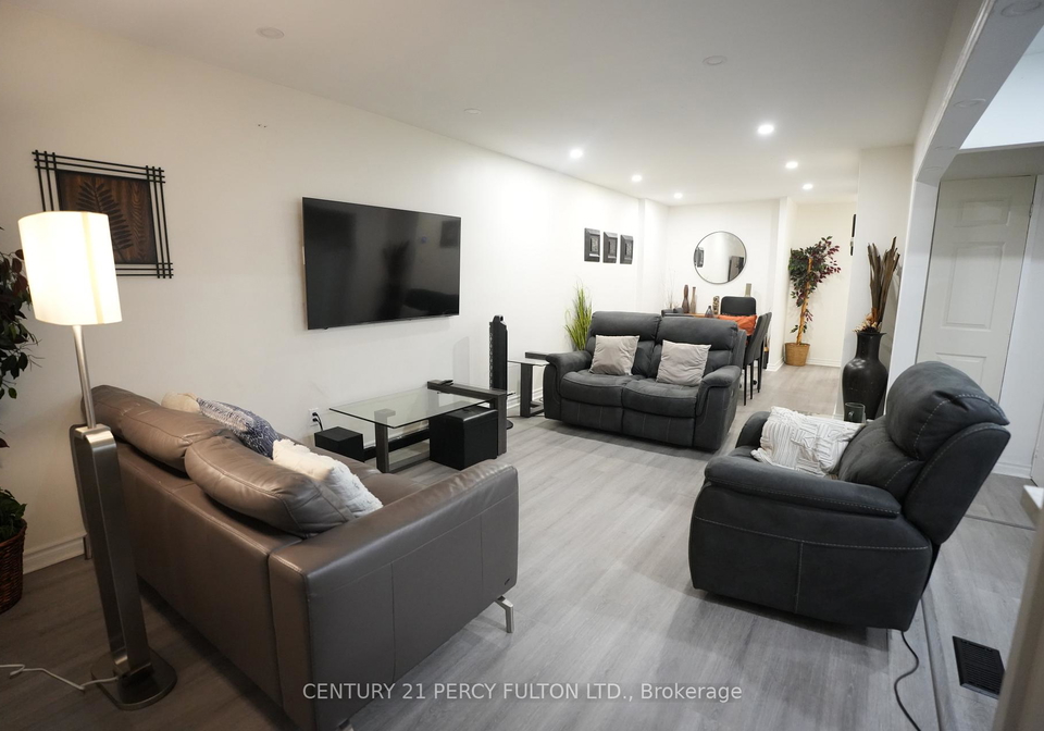 117-cordella-avenue-toronto-toronto-ontario-w13789006