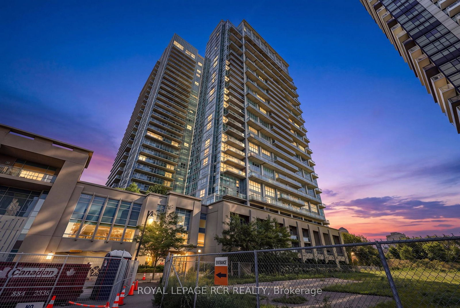 165-legion-road-n-toronto-etobicoke-ontario-w13789030