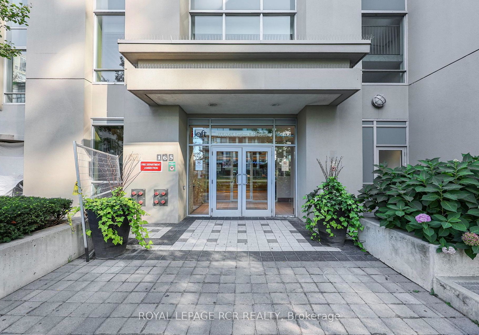 165-legion-road-n-toronto-etobicoke-ontario-w13789030