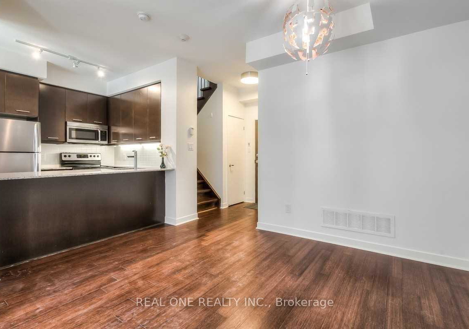 370-square-one-drive-mississauga-ontario-w13789152