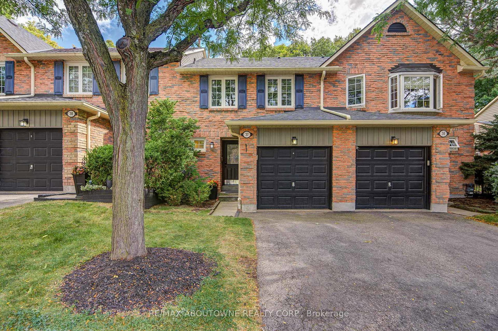 2766-folkway-drive-mississauga-ontario-w13789220
