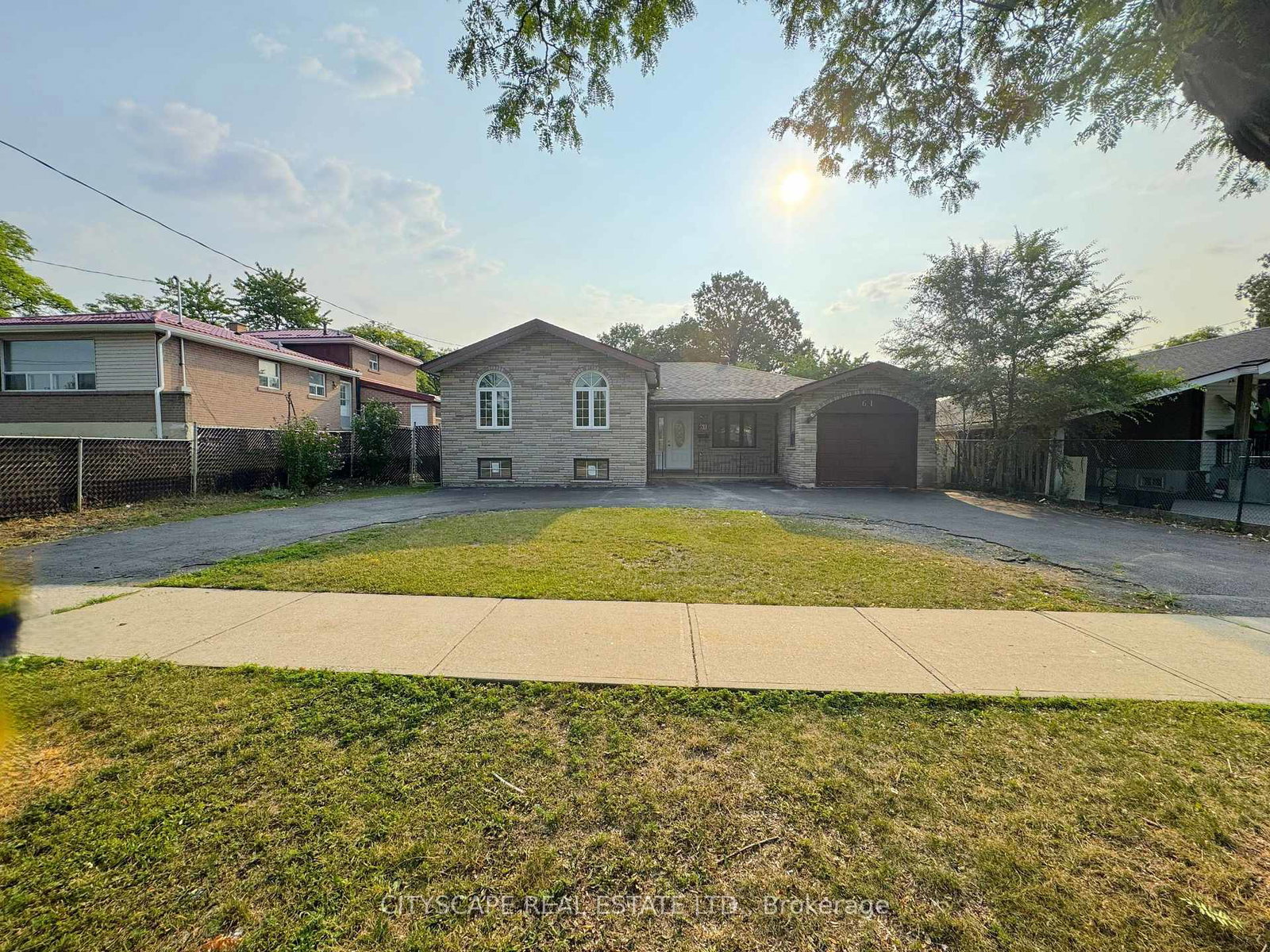61-bloomington-crescent-toronto-york-ontario-w13789370