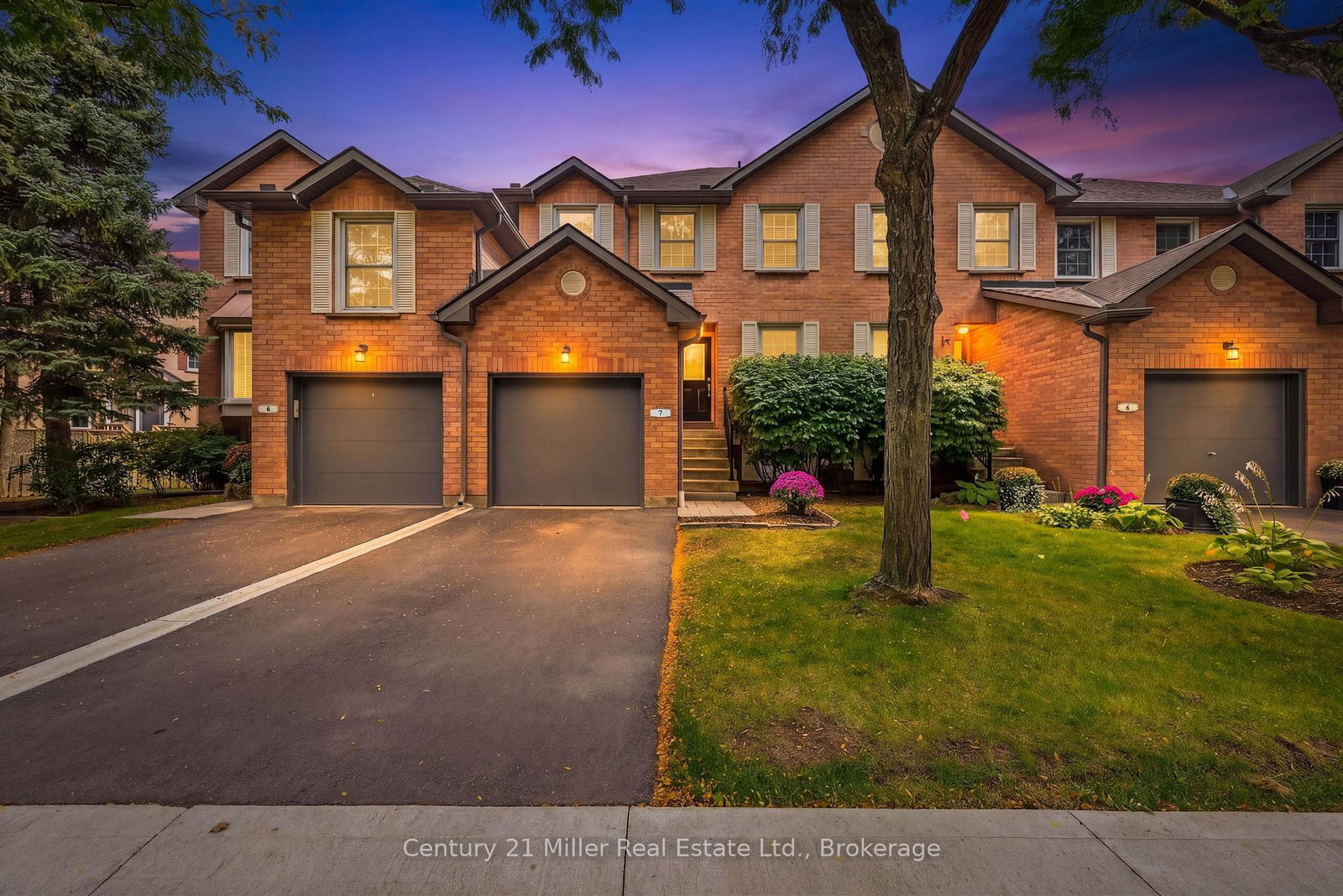 2935-headon-forest-drive-burlington-ontario-w13789484