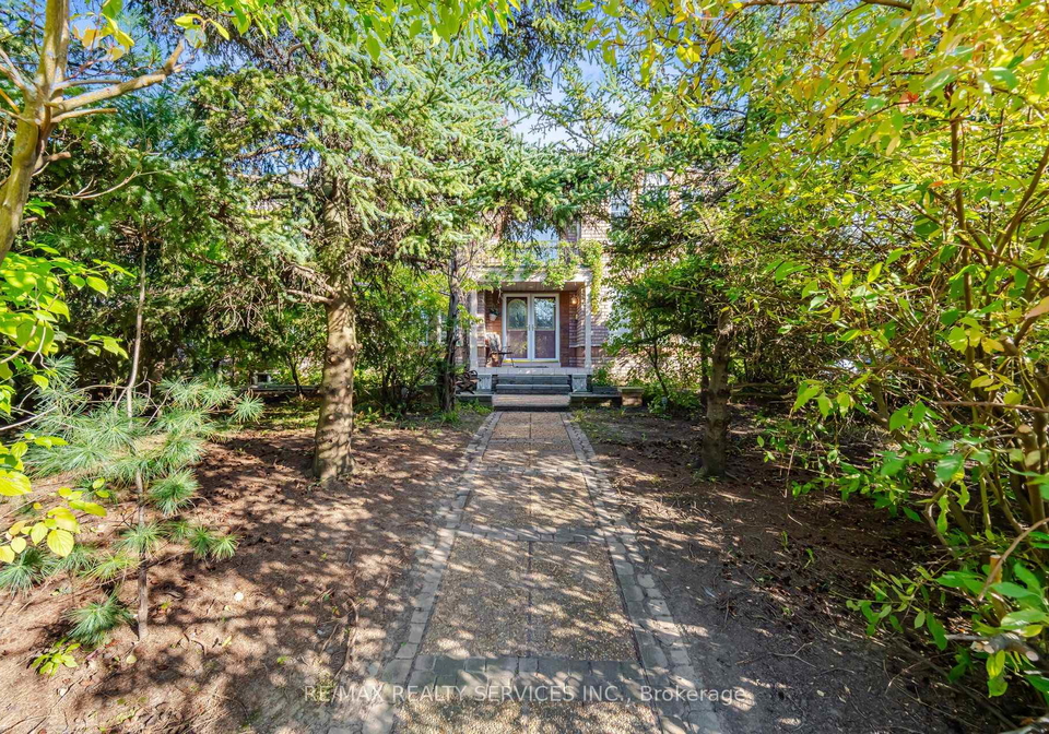 8-riverbank-road-brampton-ontario-w13789744