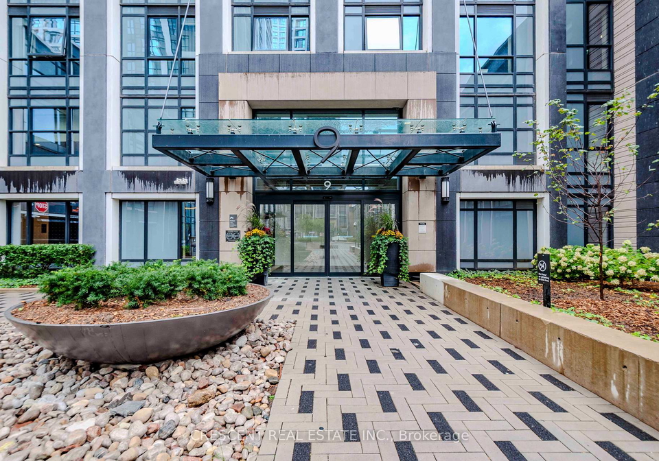 9-mabelle-avenue-toronto-etobicoke-ontario-w13790000