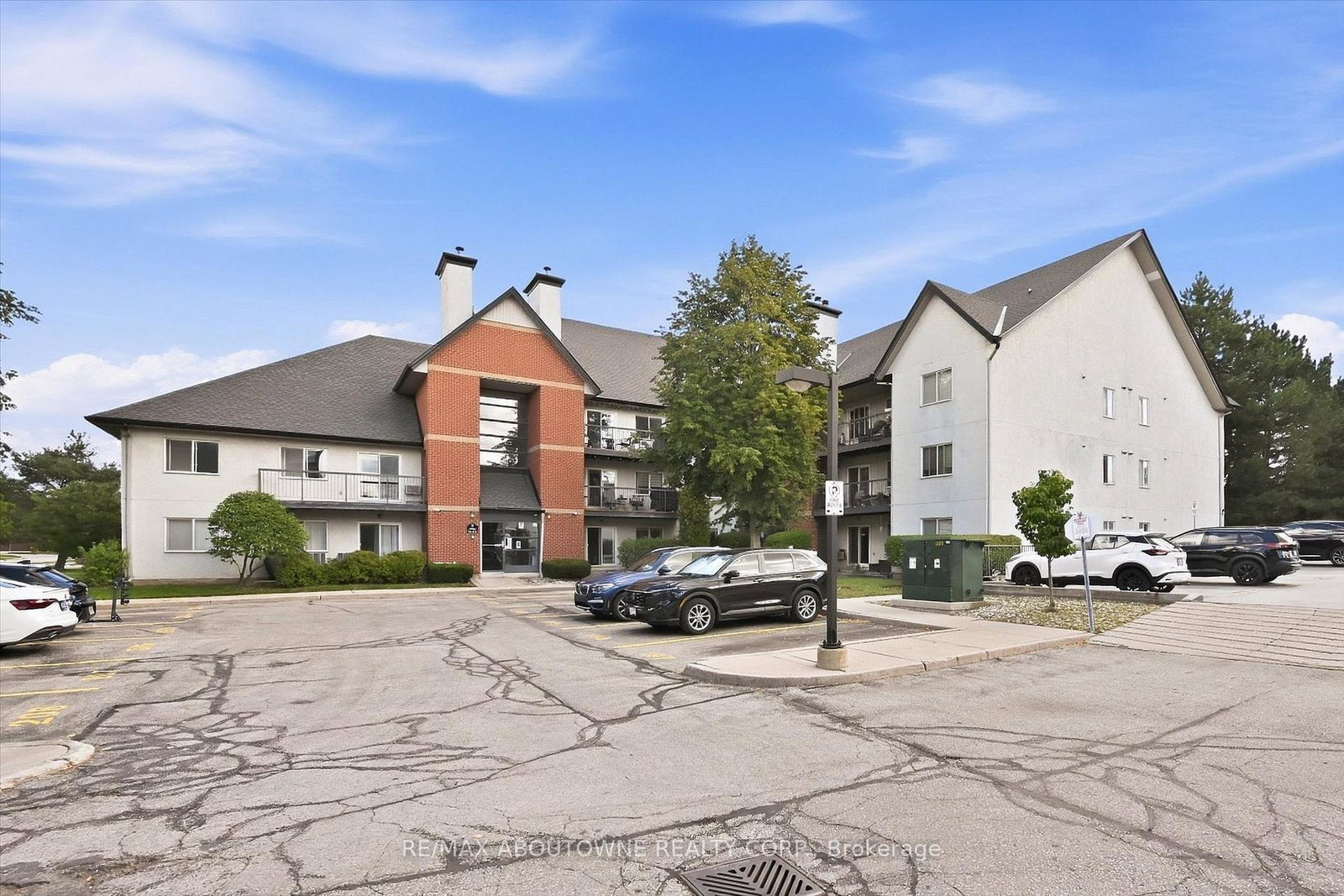1450-glen-abbey-gate-oakville-ontario-w13790338