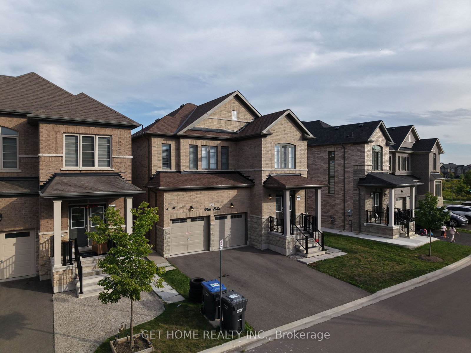 24-bachelor-street-brampton-ontario-w13790620