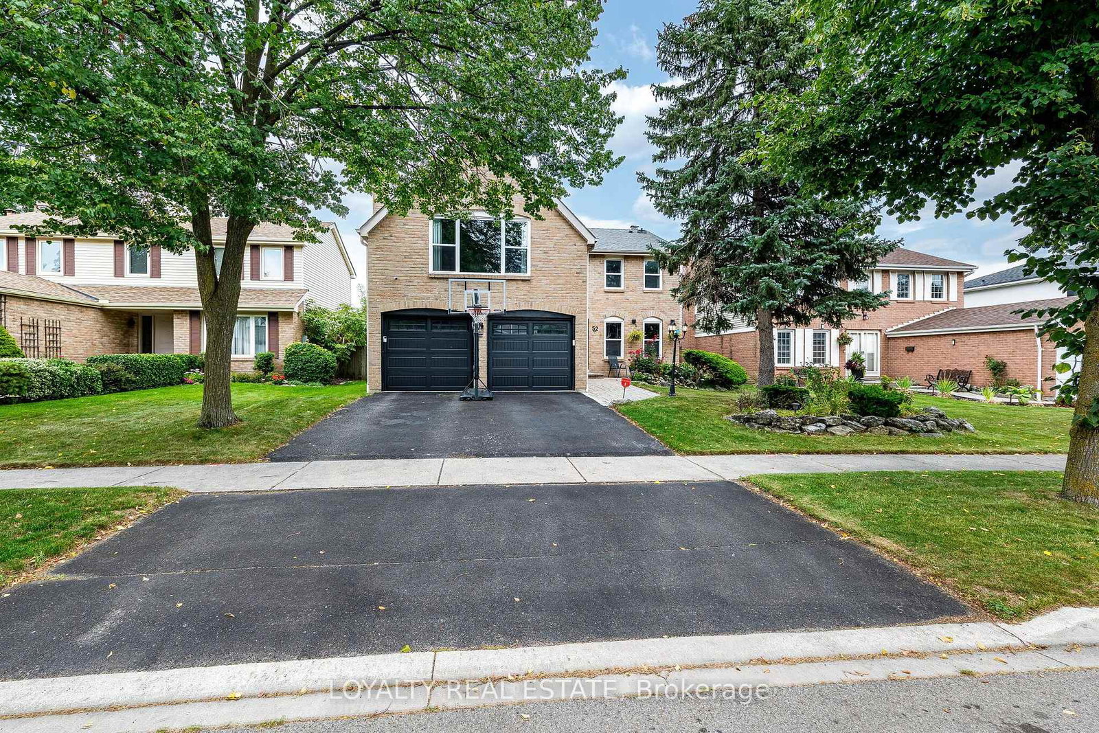 52-newcastle-crescent-brampton-ontario-w13790864