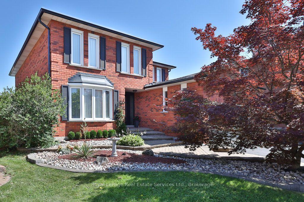 1217-rosethorne-road-oakville-ontario-w13791200