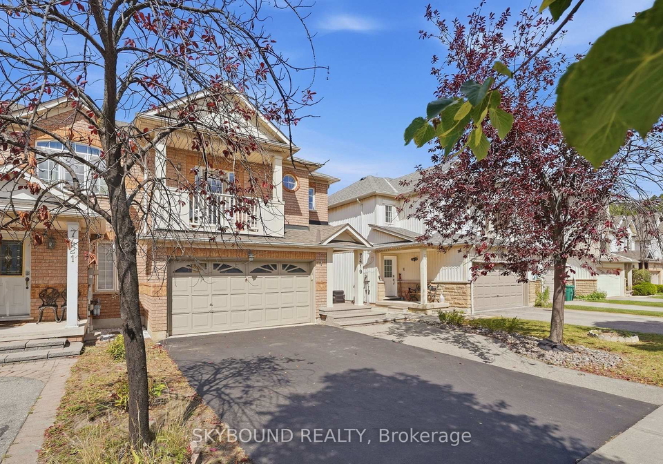 7419-magistrate-terrace-mississauga-ontario-w13791336