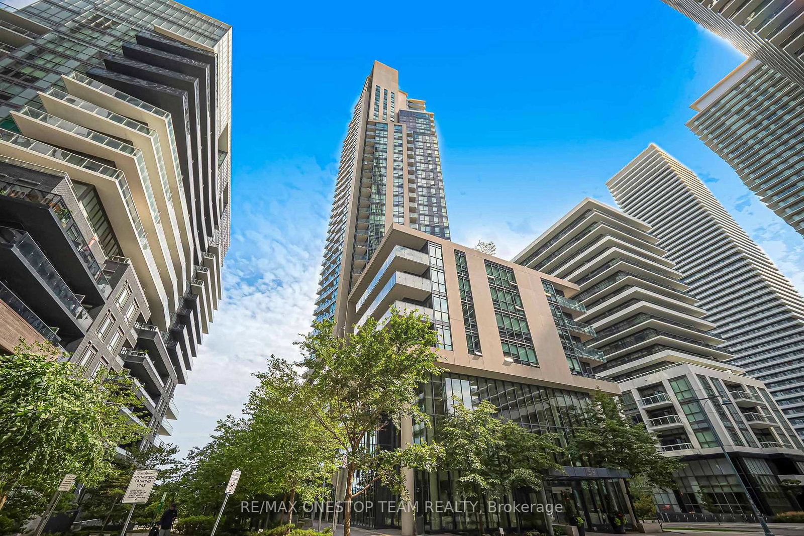 59-annie-craig-drive-toronto-etobicoke-ontario-w13791372