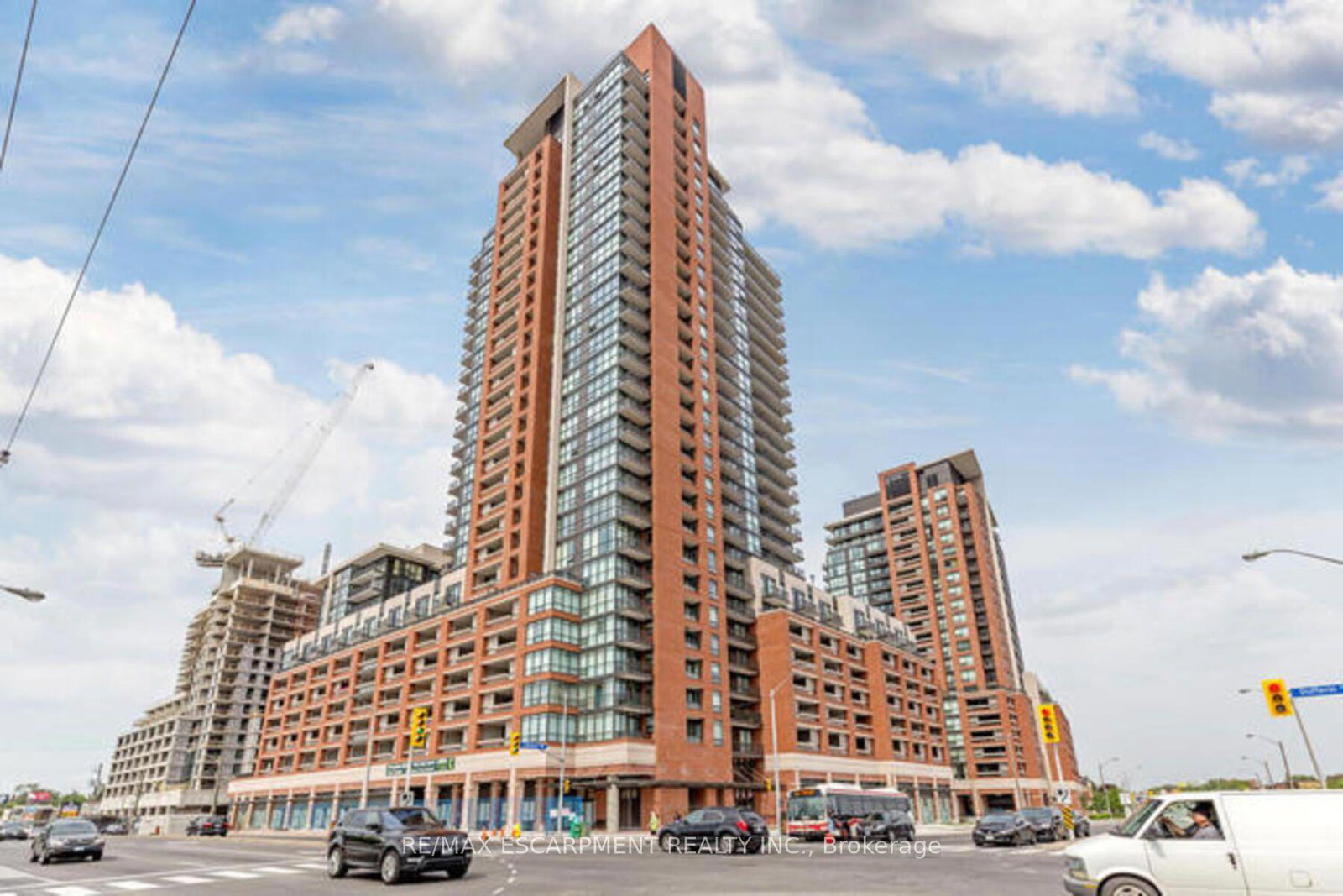 830-lawrence-avenue-toronto-north-york-ontario-w13791682
