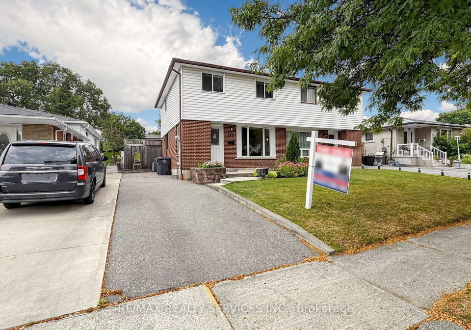 716-eaglemount-crescent-mississauga-ontario-w13792062