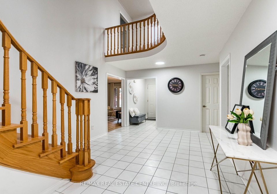 829-stargazer-drive-mississauga-ontario-w13792140