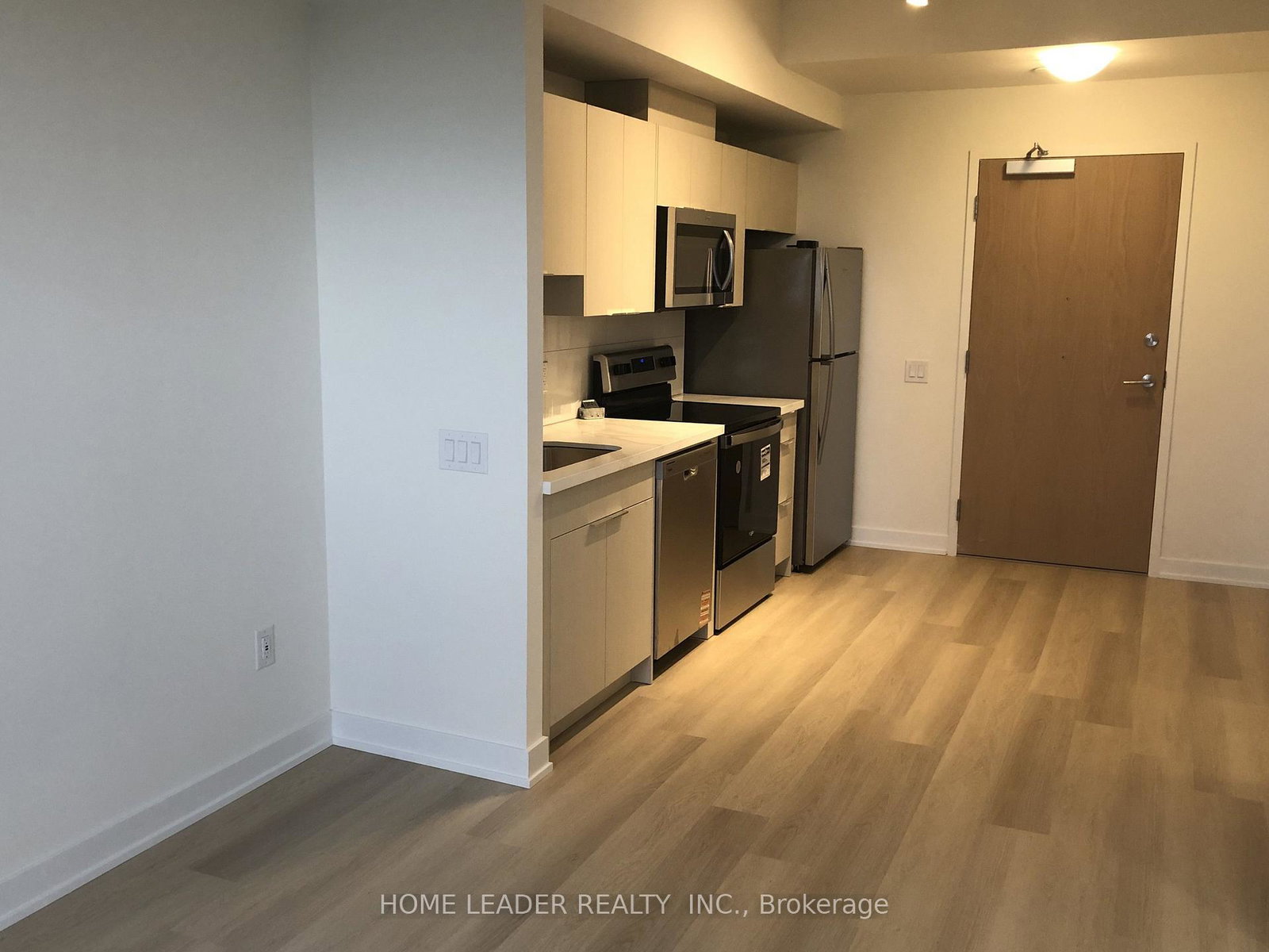 2825-toronto-jane-street-toronto-york-ontario-w13792208