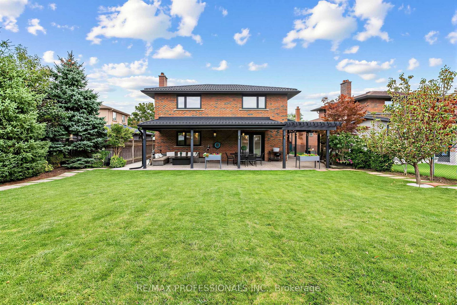 182-gracefield-avenue-toronto-north-york-ontario-w13792220