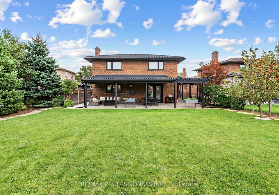 182-gracefield-avenue-toronto-north-york-ontario-w13792220