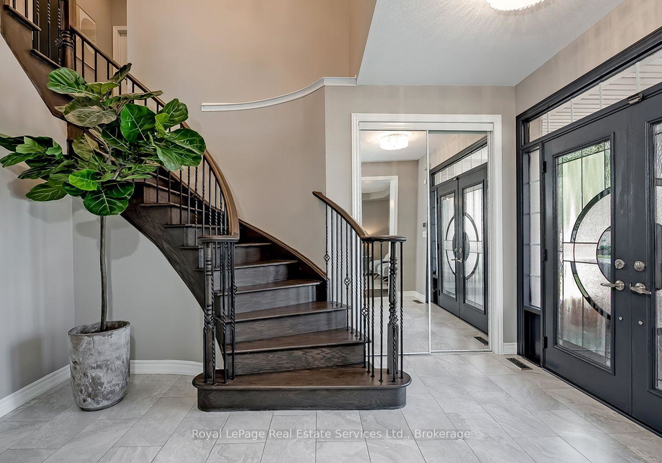 894-chambers-place-milton-ontario-w13792424