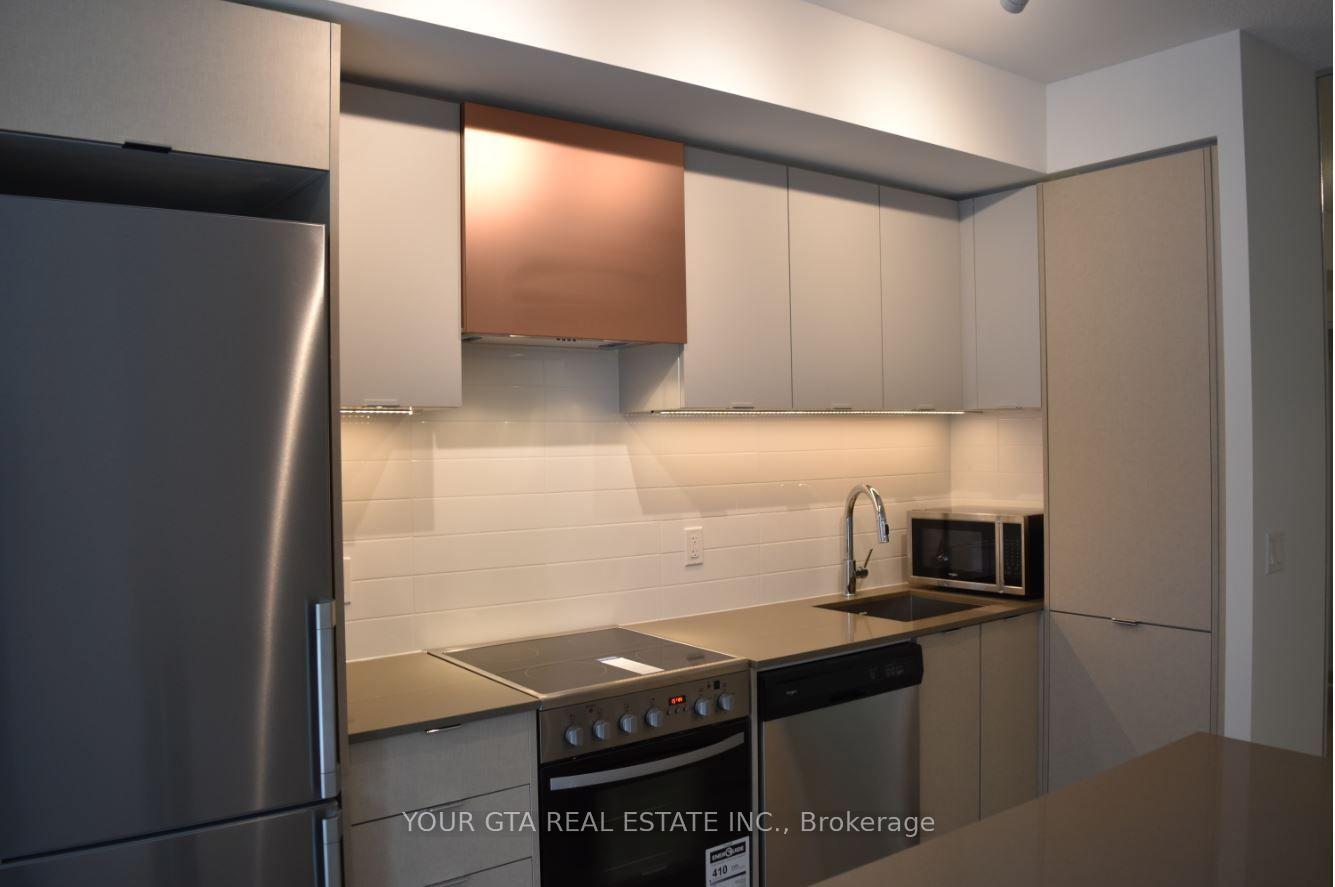 26-gibbs-road-toronto-etobicoke-ontario-w13792588
