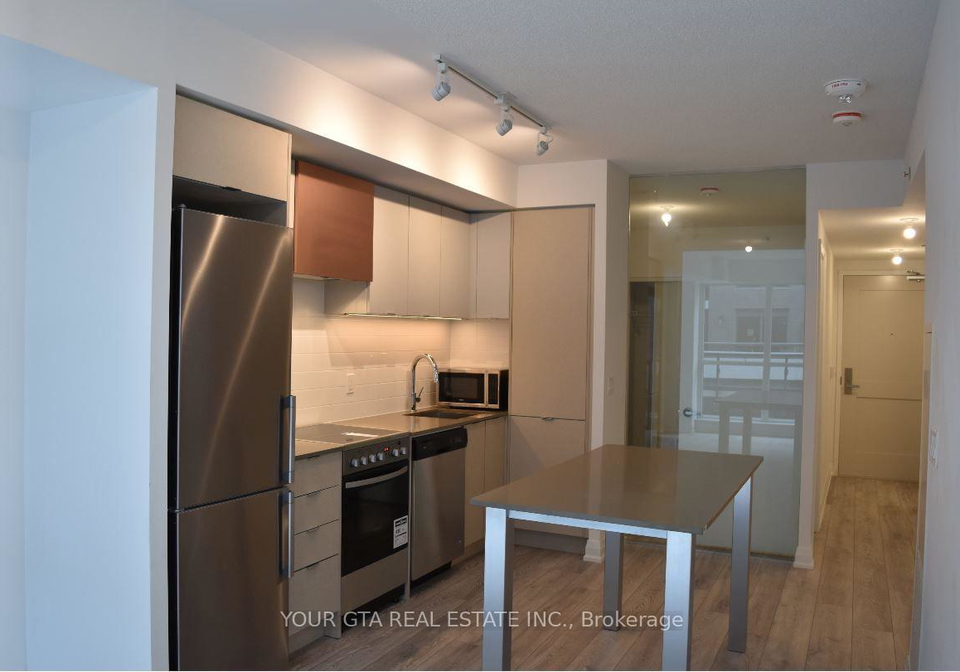 26-gibbs-road-toronto-etobicoke-ontario-w13792588