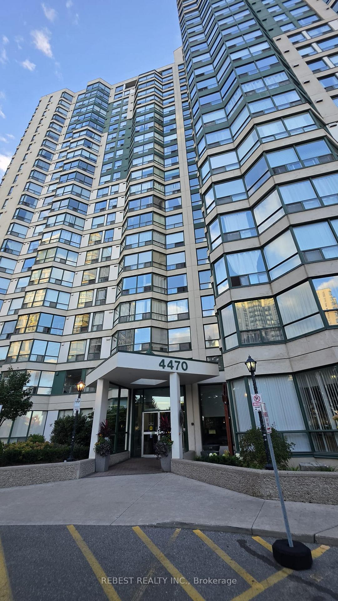 4470-tucana-court-mississauga-ontario-w13792598