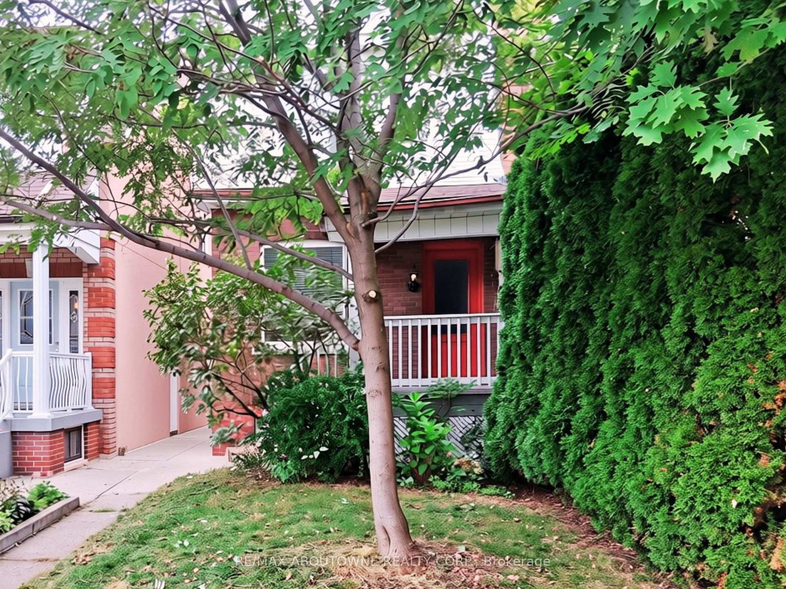 60-gillespie-avenue-toronto-toronto-ontario-w13792678