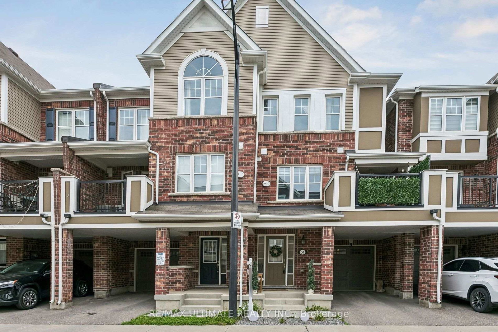 1222-rose-way-milton-ontario-w13792692