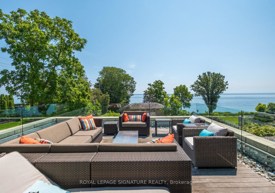 10-maple-grove-drive-oakville-ontario-w13792746