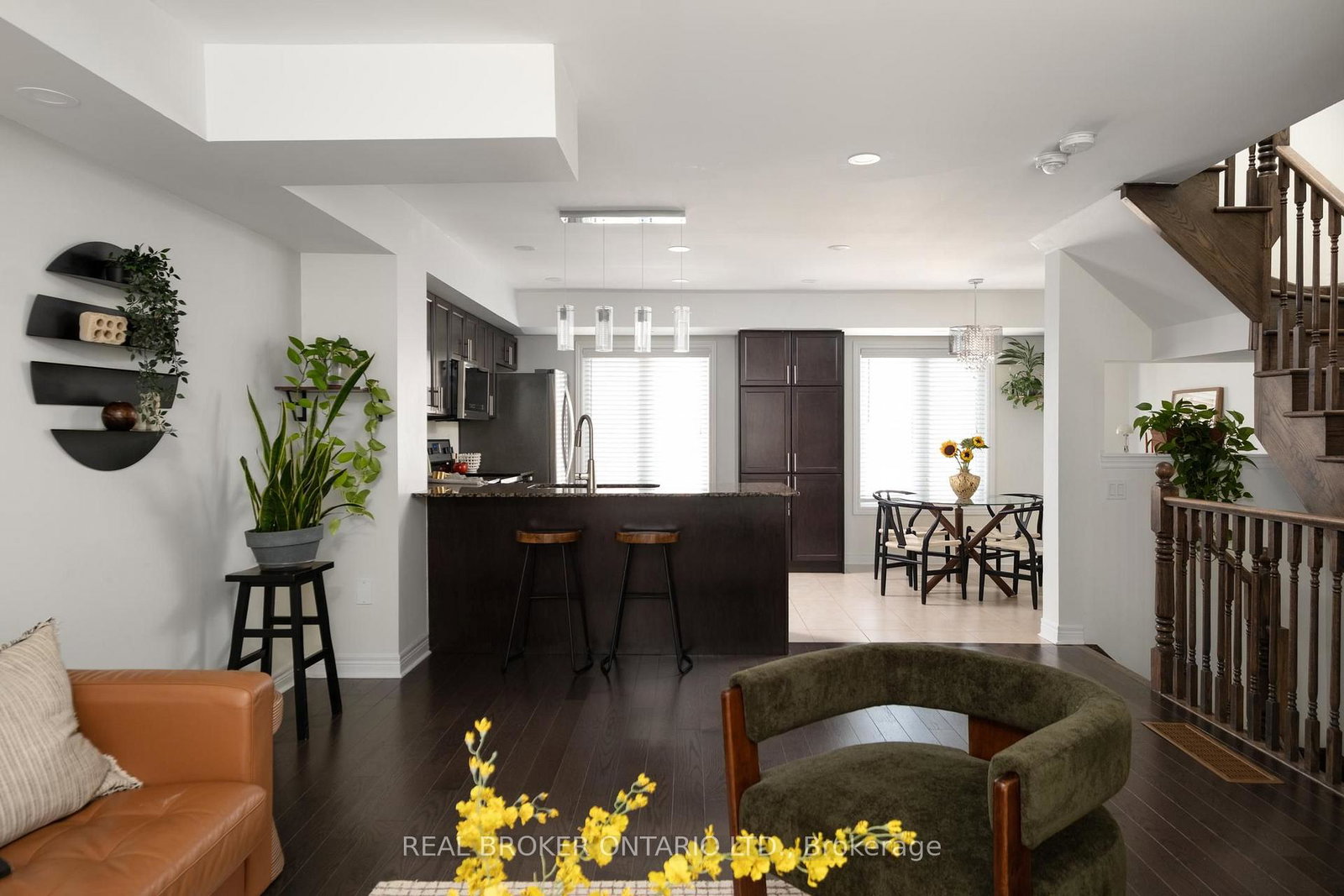 2280-baronwood-drive-oakville-ontario-w13792968